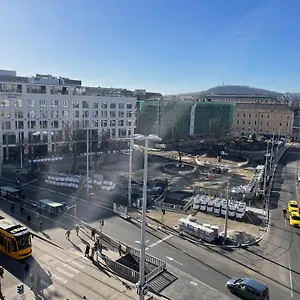 centerpoint-panzio.inbudapesthotels.com/